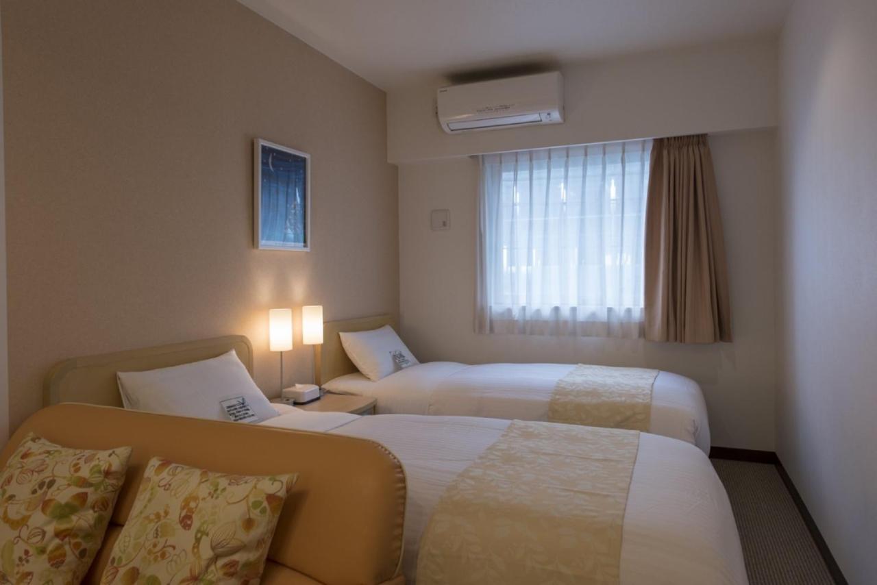 Hotel Famy Inn Kinshicho Tokyo Esterno foto