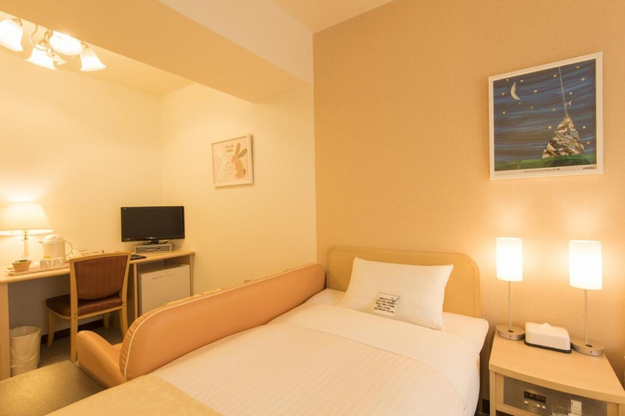 Hotel Famy Inn Kinshicho Tokyo Esterno foto